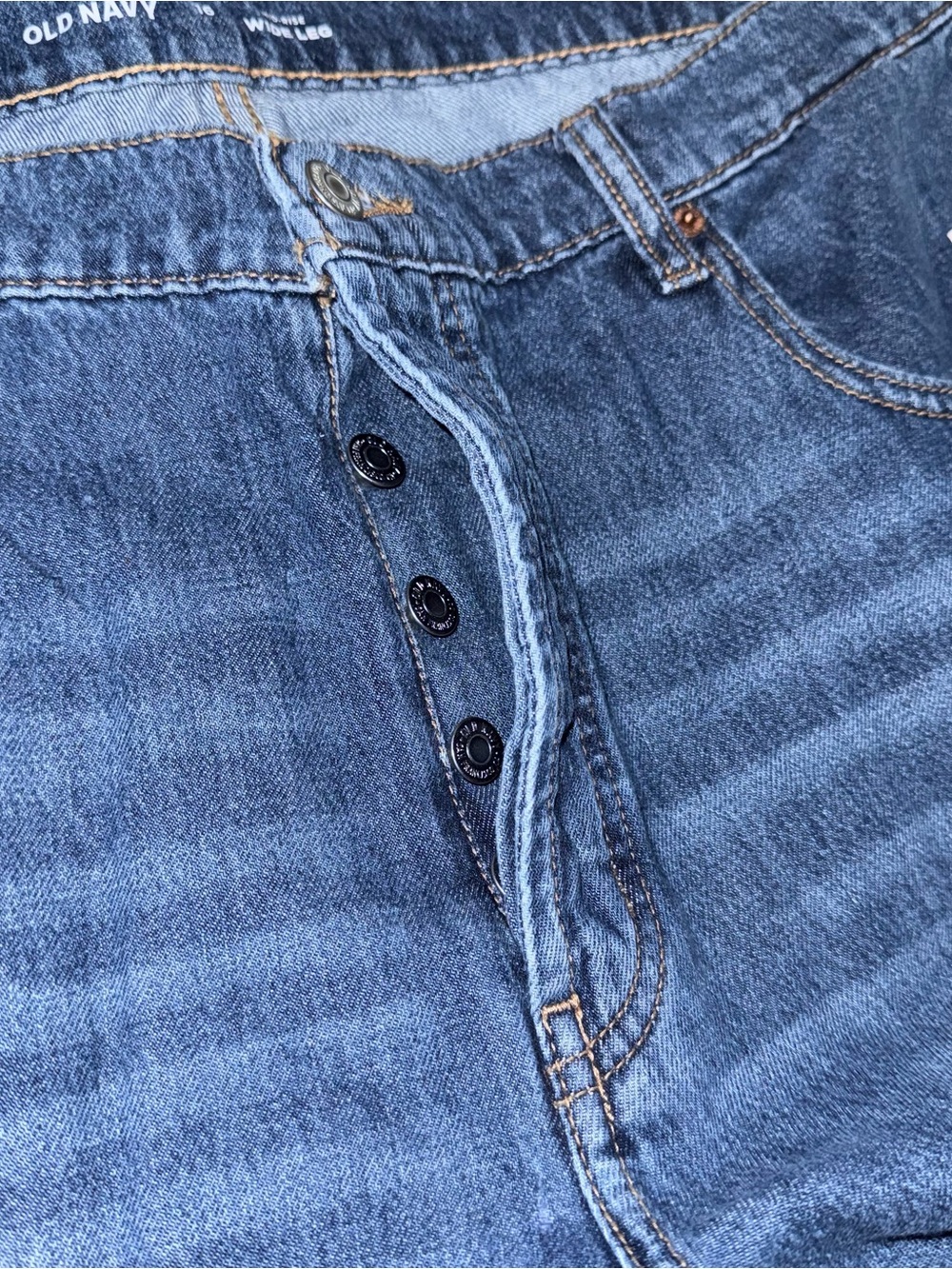 NEW Old Navy Slouchy Wide Leg Jeans Mid Rise Medium Blue Wash Button Fly Size 16 - Picture 6 of 8